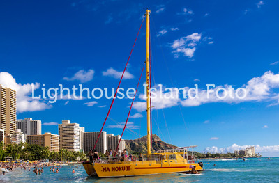 Catamaran Waikiki Beach