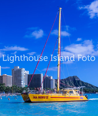 Catamaran Waikiki Beach